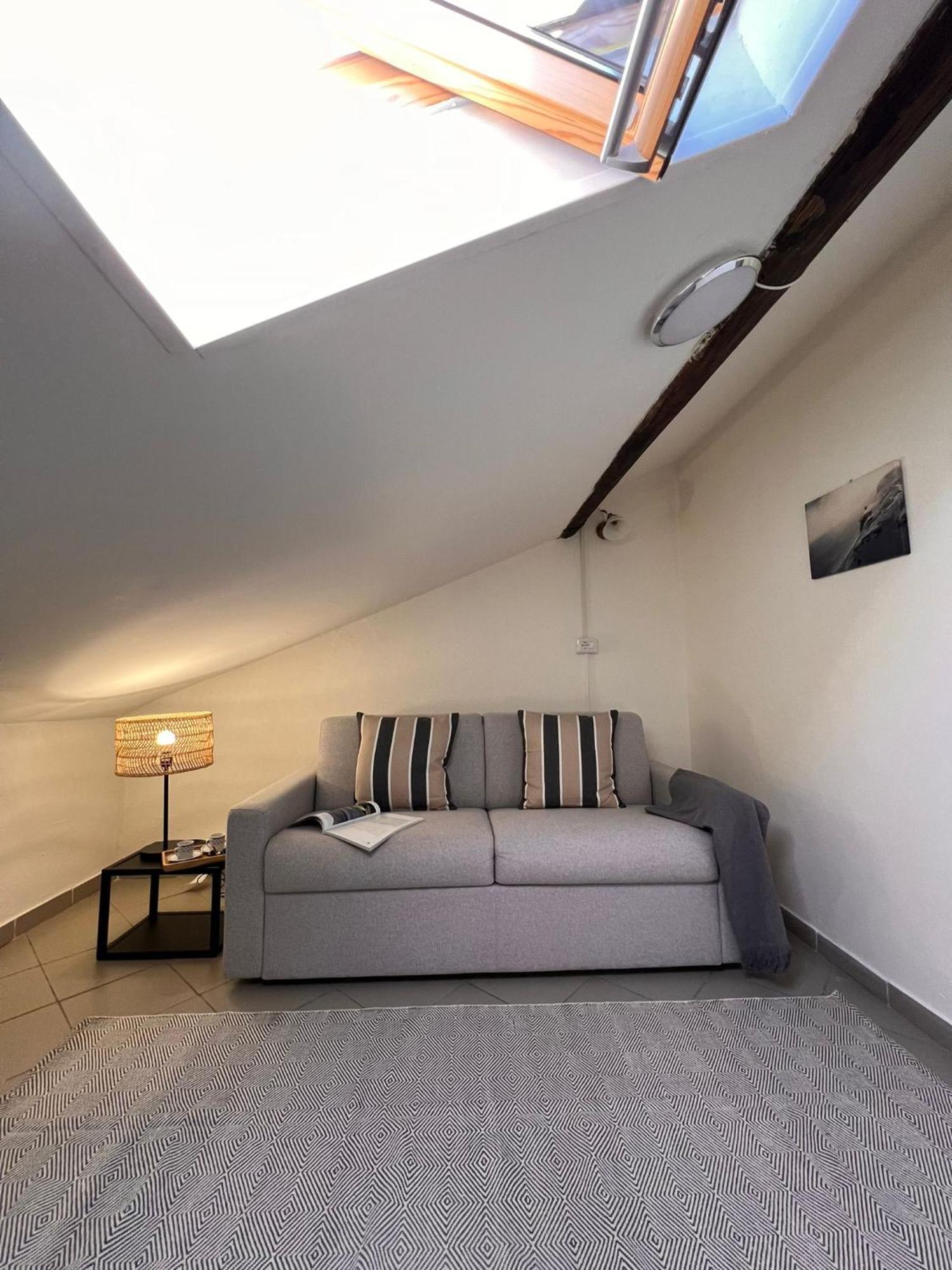 La Mansarda Apartment Como Exterior photo
