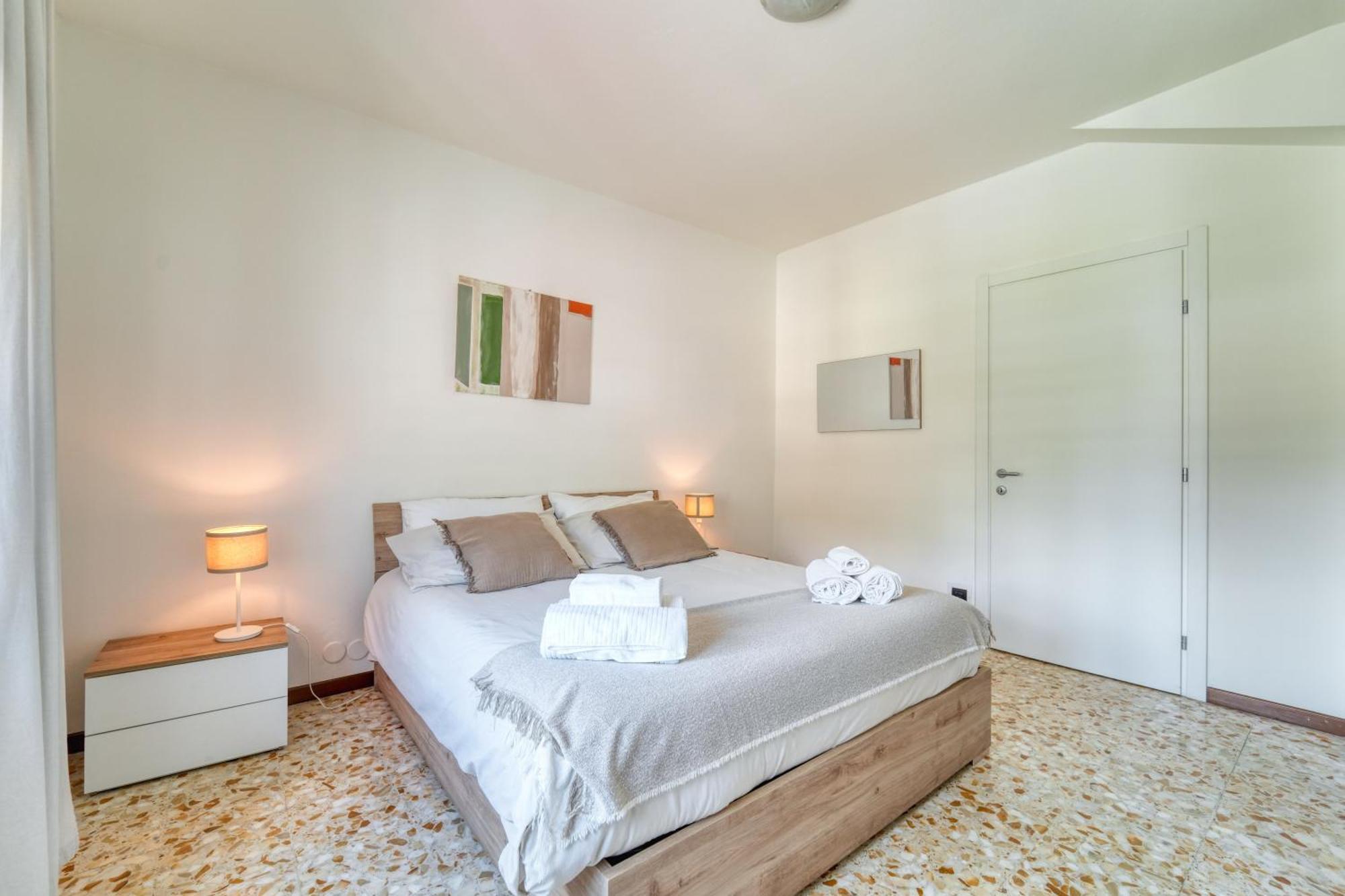 La Mansarda Apartment Como Exterior photo